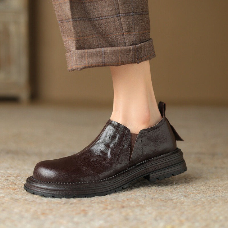 Leather Work Oxfords - أحذية نسائية جلدية أنيقة على الطراز