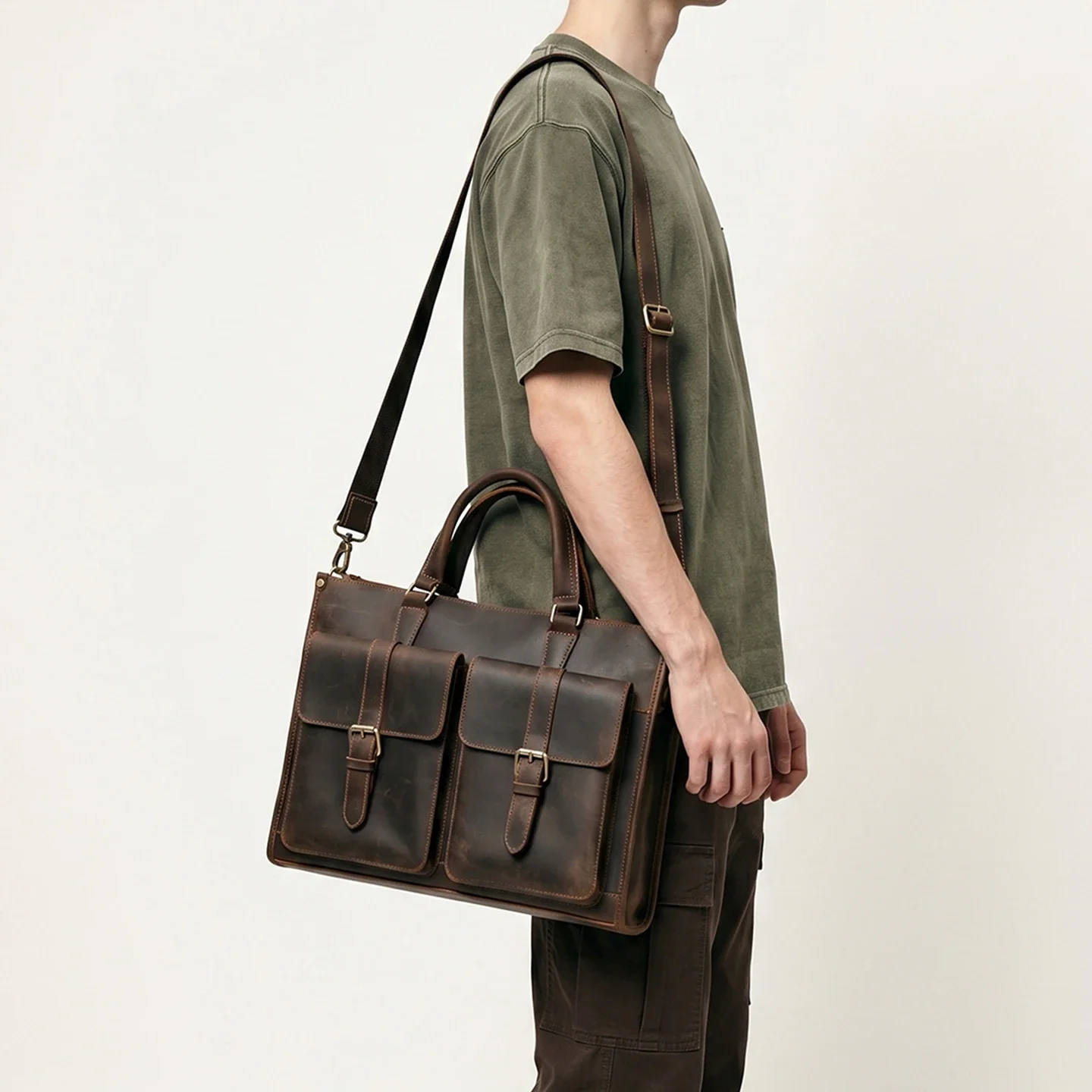 حقيبة كتف رجالية من الجلد الطب - مراجعة Leatherwork Thread وسعره