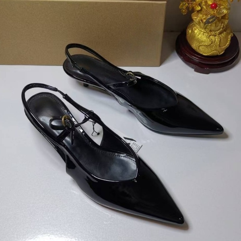 براءات الاختراع والجلود أنيقة  - مراجعة Leatherwork Designs وسعره